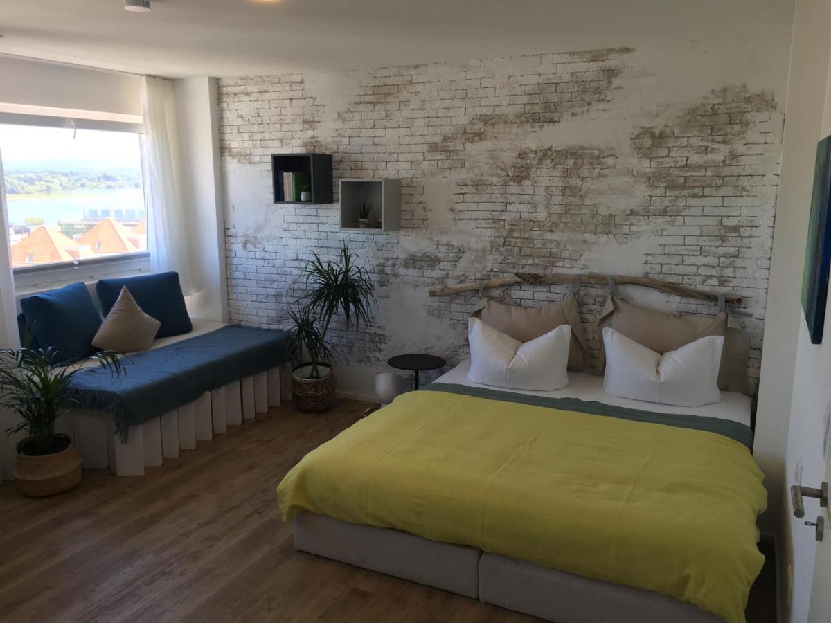Liebevoll Renoviertes Apartment Mit Panoramablick Friedrichshafen Dış mekan fotoğraf