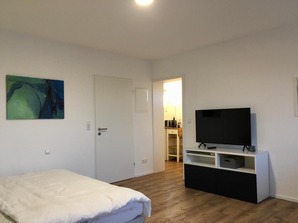 Liebevoll Renoviertes Apartment Mit Panoramablick Friedrichshafen Dış mekan fotoğraf